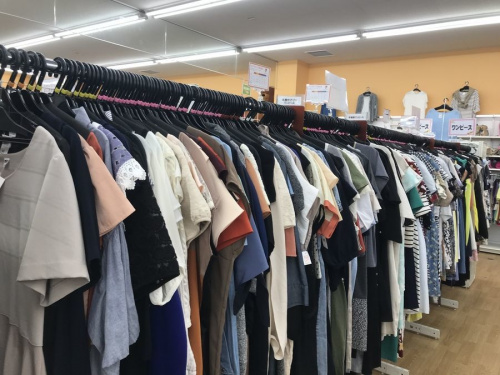 古着のリサイクルショップ