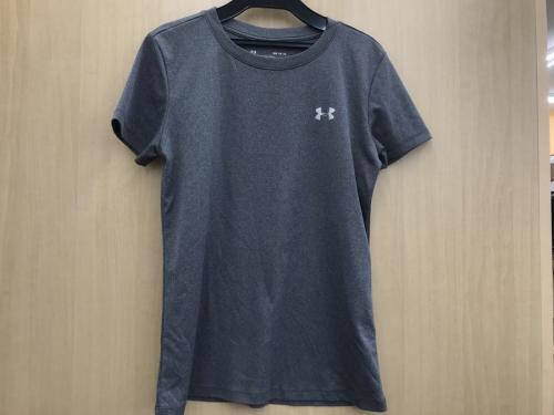 adidasのUNDER ARMOUR