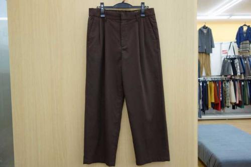 埼玉　古着屋のボトムス