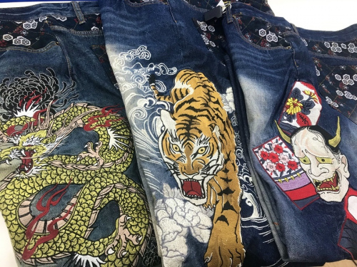 古着のリサイクルショップ