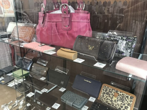 古着のリサイクルショップ