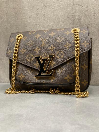「ラグジュアリーブランドのLOUIS VUITTON 」
