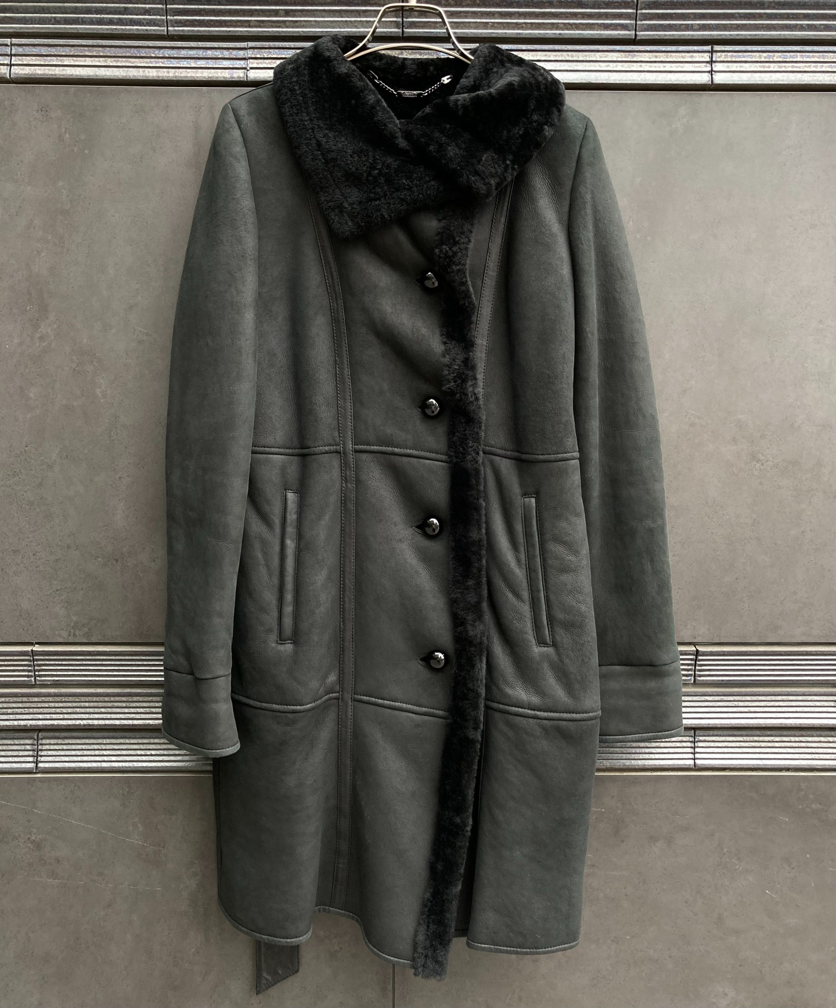 マックスマーラ　サイズ38 ムートンコート Max Mara/マックスマーラ】ムートンコートが入荷いたしました