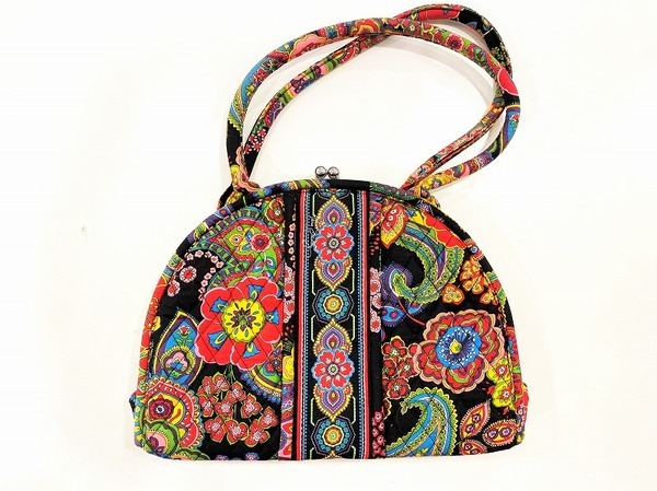 アメリカのバッグ＆ライフスタイルブランド VERA BRADLEY/ヴェラ 