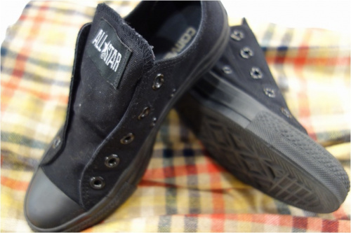 古着のスニーカー