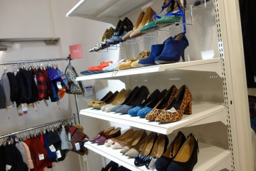 祖師谷大蔵の店内