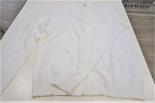 祖師谷大蔵のカーディガン