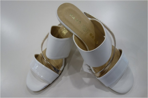 フラットシューズの古着