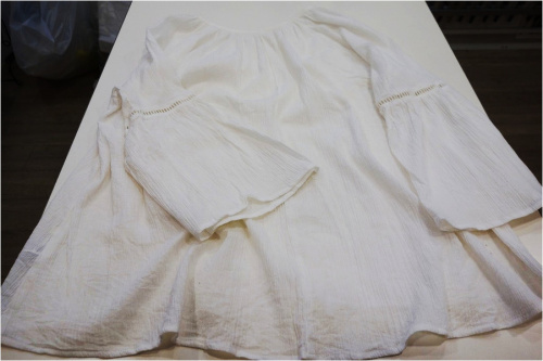 古着のブラウス