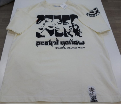 TシャツのロックT