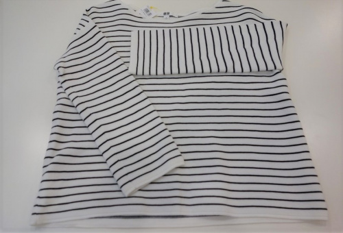 レディースのカットソー