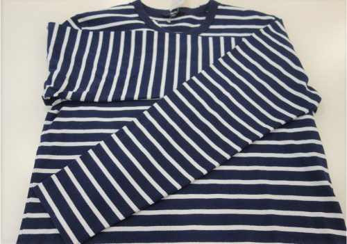 カットソーのボーダー