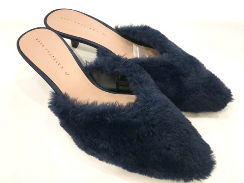 ザラのパンプス