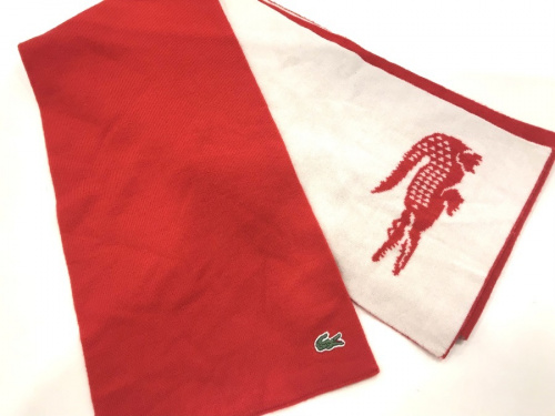 ラコステのマフラー