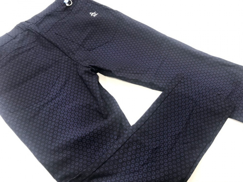 レディースのパンツ