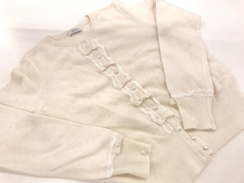 ワンピースのカーディガン