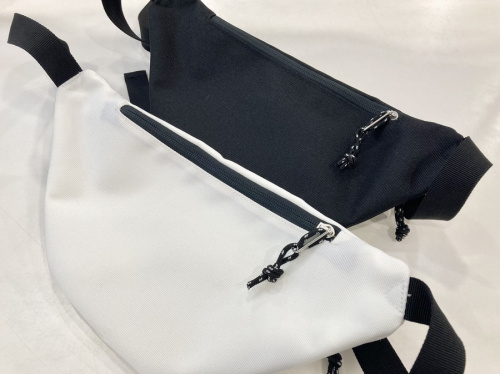 コンバースのウエストバッグ