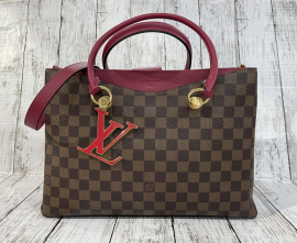 「ラグジュアリーブランドのLOUIS VUITTON 」