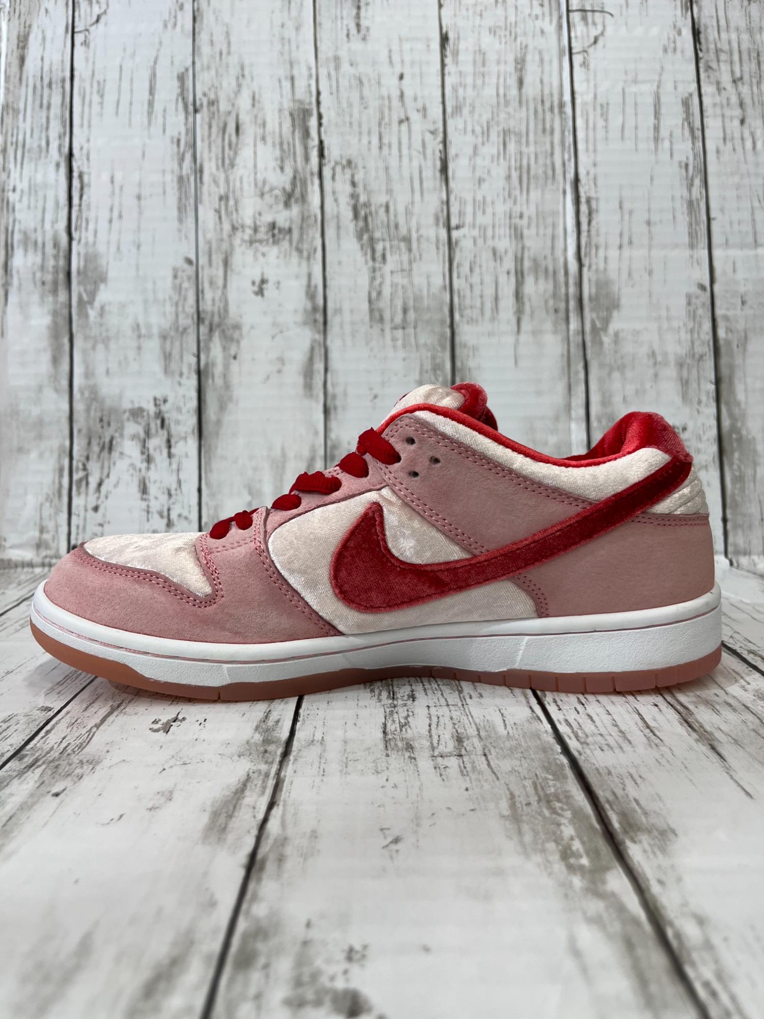 激レア NIKE SB ナイキ ファー フード コート レディース L