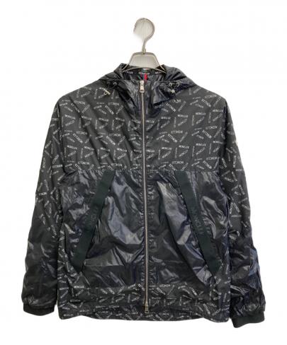 「ラグジュアリーブランドのMONCLER 」