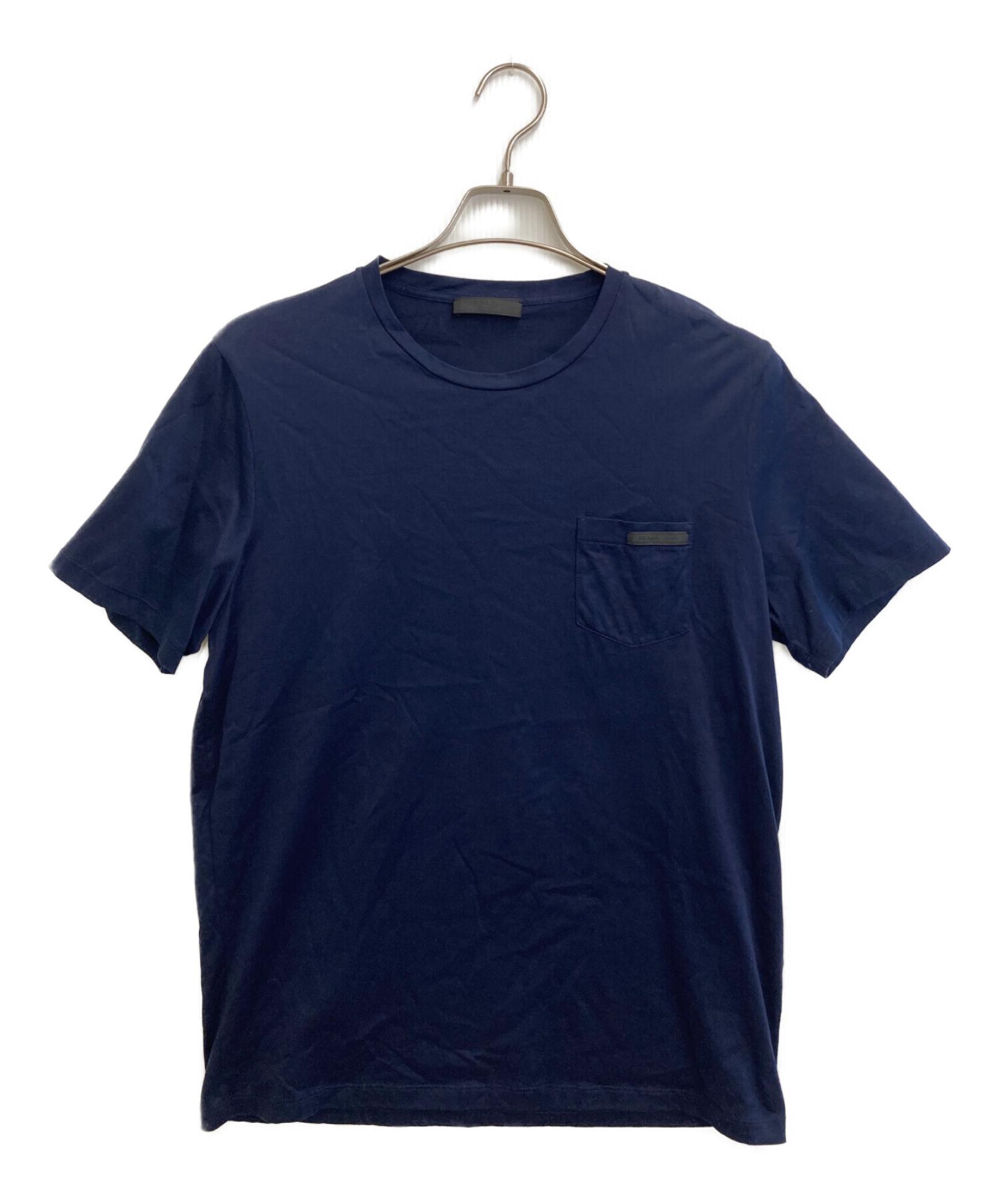 PRADAのロゴテープポケットTシャツ ネイビーが入荷致しました