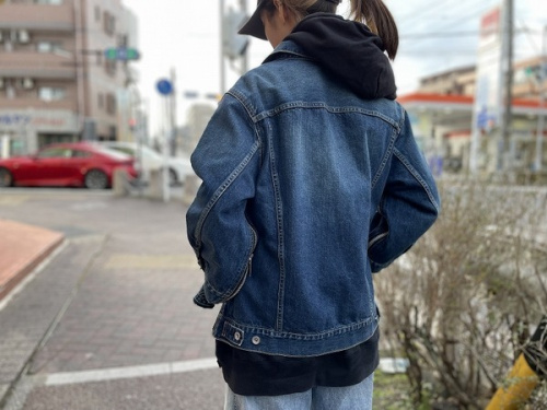 サカイのデニムジャケット