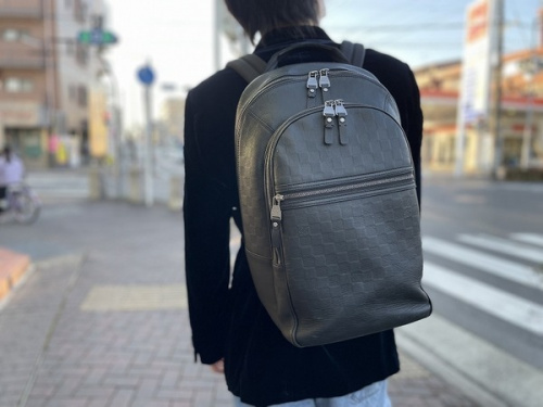 ラグジュアリーブランドのLOUIS　VUITTON