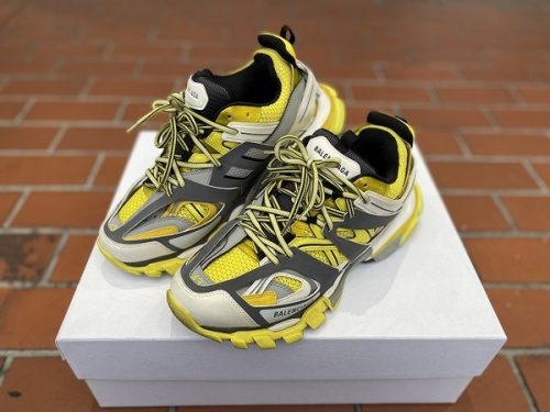 BALENCIAGAのバレンシアガ