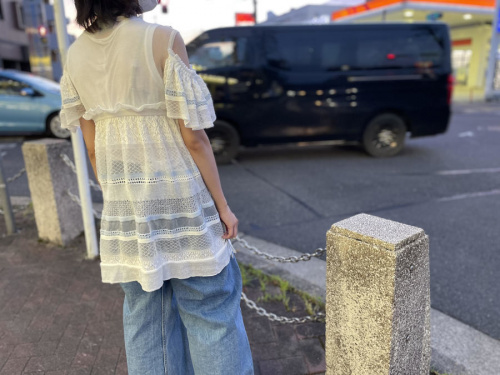 ルルムウのフリルシアーワンピース