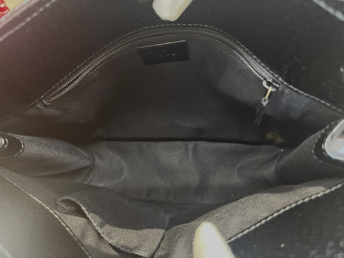 ショルダーバッグのGGキャンバス