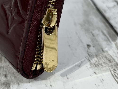 ルイ ヴィトン　のジッピー・コインパース