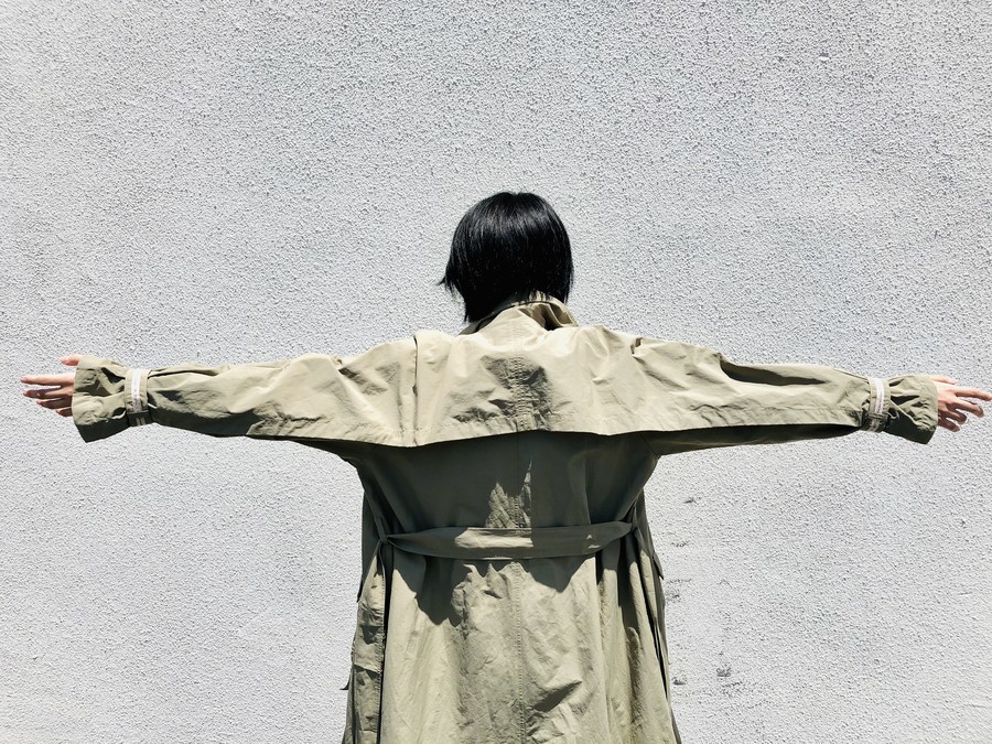 eimee law/エイミーロウ＊】ロゴテープトリミングフリルヨークコートが 