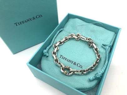 「ラグジュアリーブランドのTiffany & Co 」