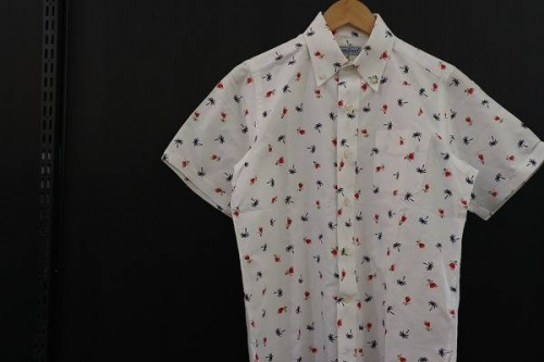 古着のアロハシャツ