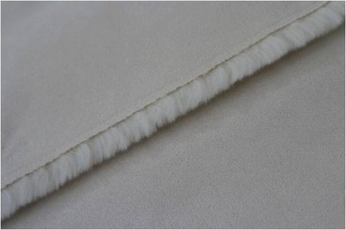 ファーのムートン