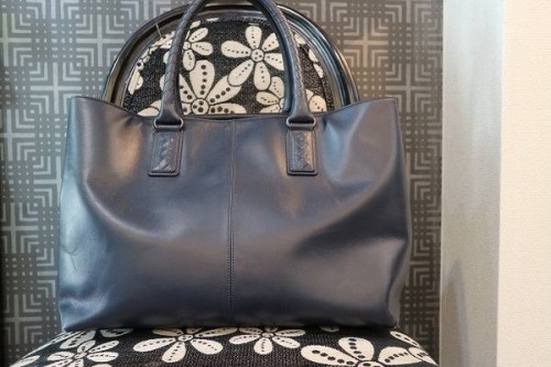 ボッテガのBOTTEGA VENETA