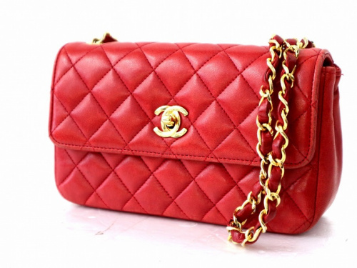 シャネルのCHANEL