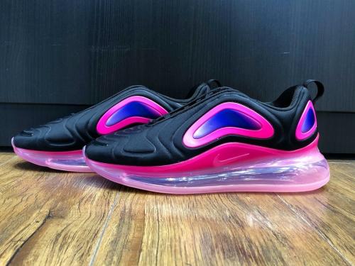 ナイキのAIR MAX 720（エア マックス 720）