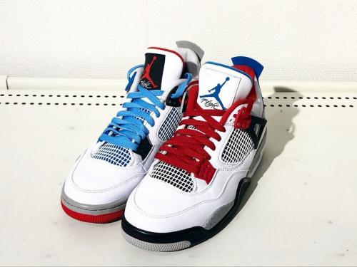 NIKE AIR JORDAN 4 RETRO SEのナイキ エアジョーダン 4 レトロ