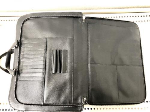 VR0023/9Z2 SAFFIANO TRAVEL/F0002 NERO