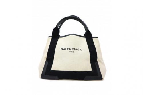 BALENCIAGAのバレンシアガ