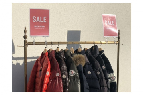 インポートブランドのMONCLER