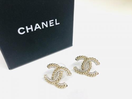 専用 値下げ CHANELチェーンピアス 箱、タグつき シャネル CHANEL CHANEL ピアス A86506 Y09902 ココマーク