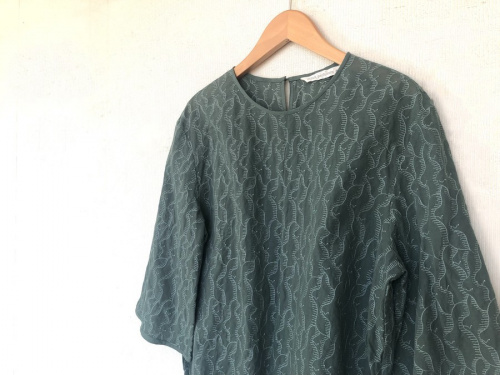 ナチュラルブランドのmina perhonen