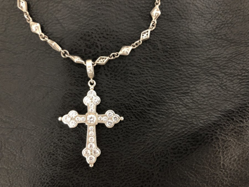 ラグジュアリーブランドのLoree Rodkin